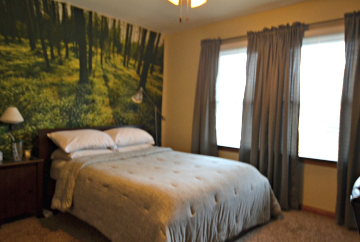 901 E Scott St- Apt A