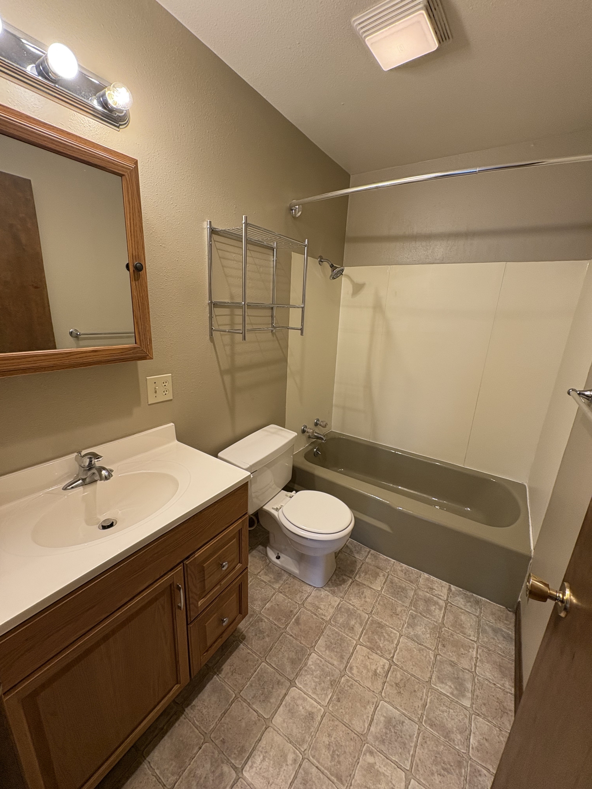 601 S Osteopathy- Apt 1