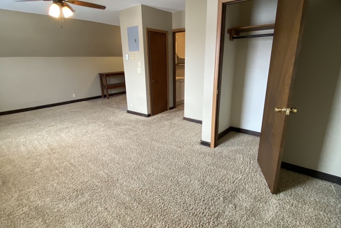 601 S Osteopathy- Apt 5