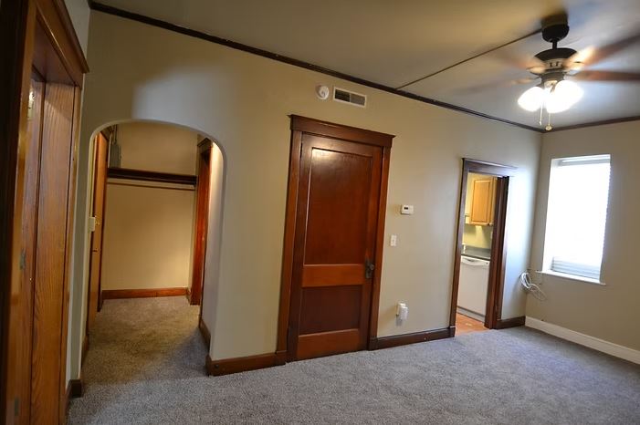 106 W McPherson- Apt A