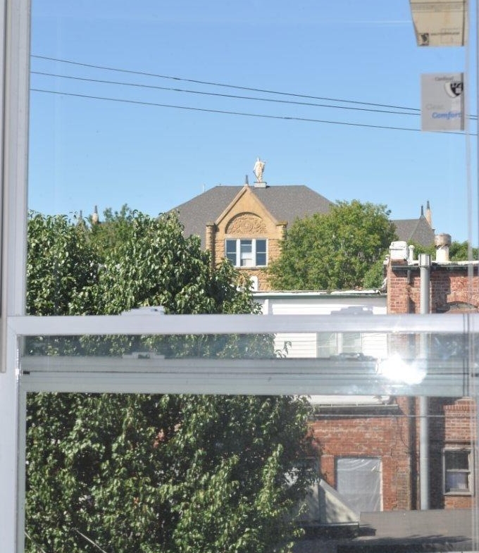 106 W McPherson- Apt A