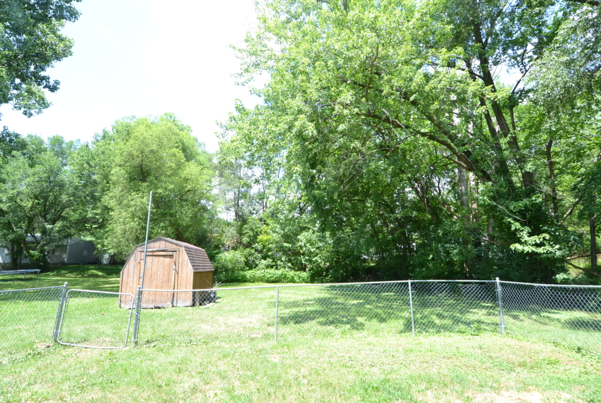 1003 N Elson