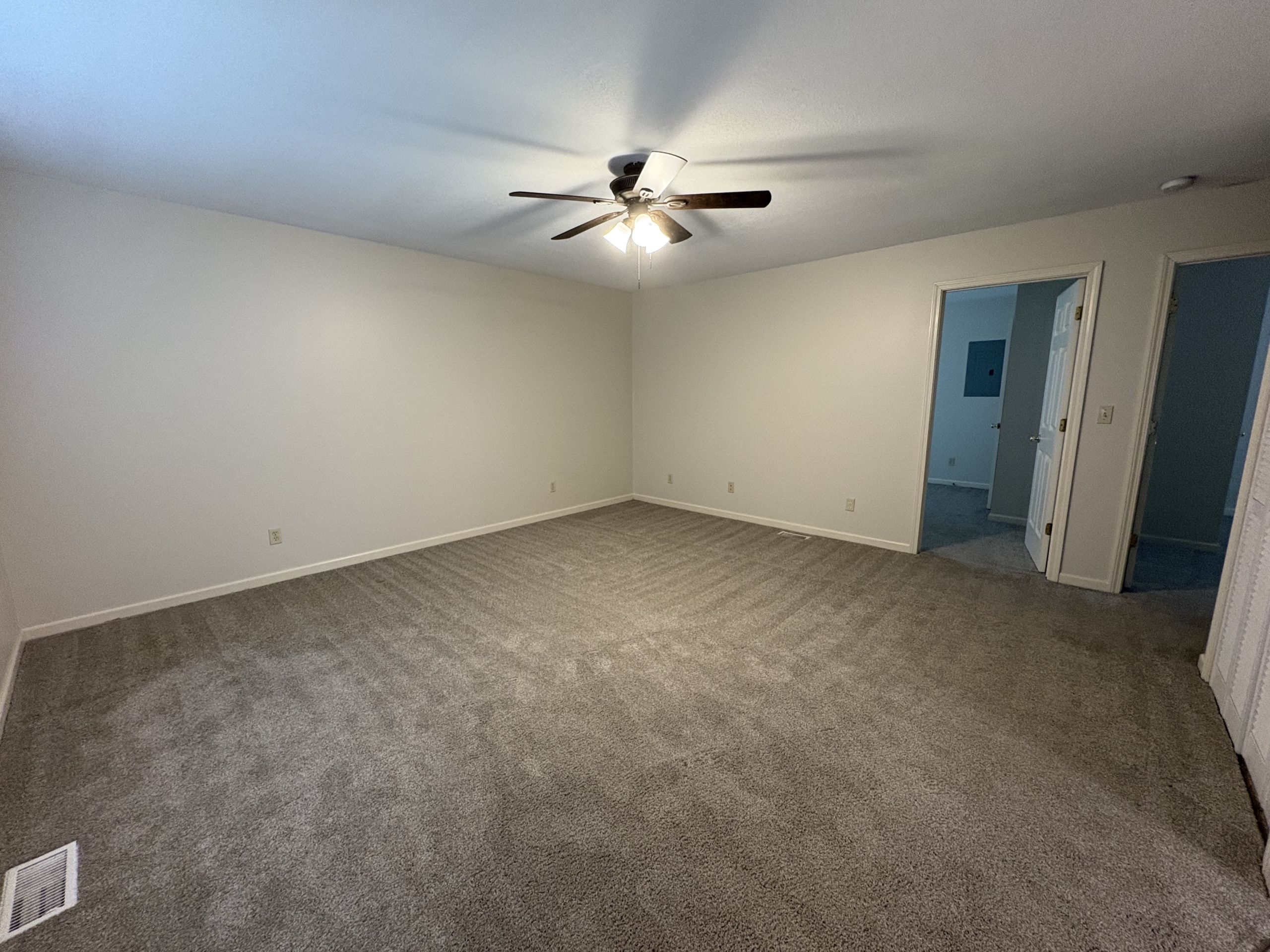 711 S Sheridan- Apt 2