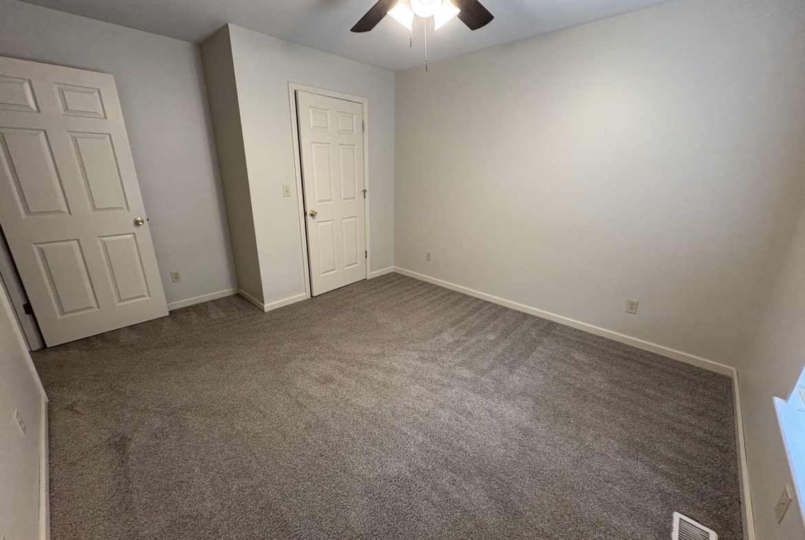 711 S Sheridan- Apt 2